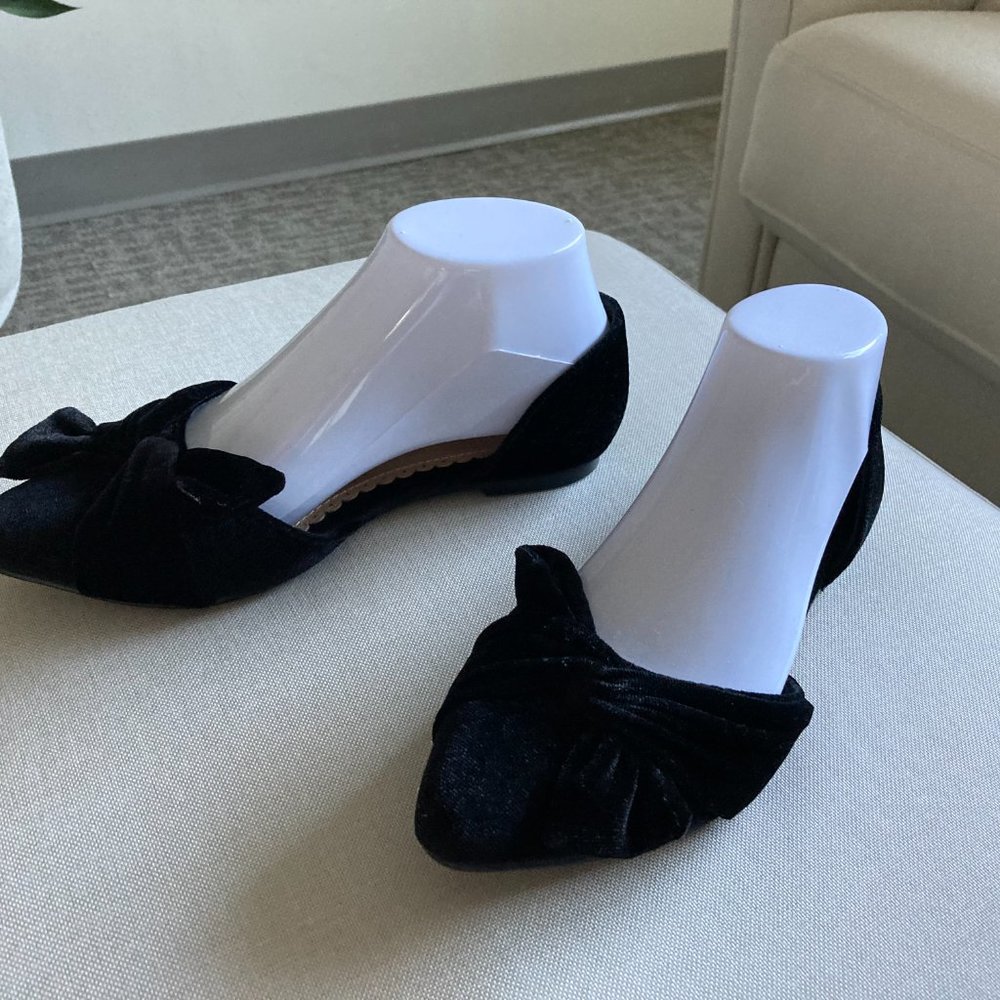 Black Velvet Flats